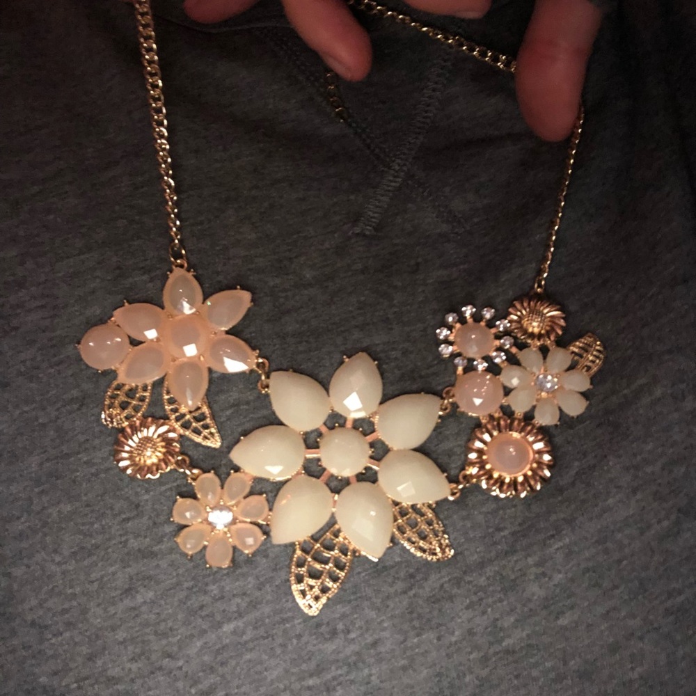 Flower necklace.